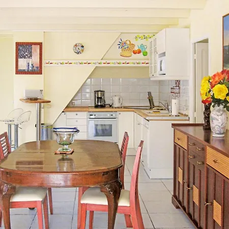 Holiday home 2 Bedroom Gorgeous In Beurlay